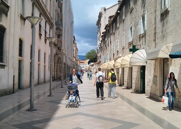 Marmonaut Lejlighed *